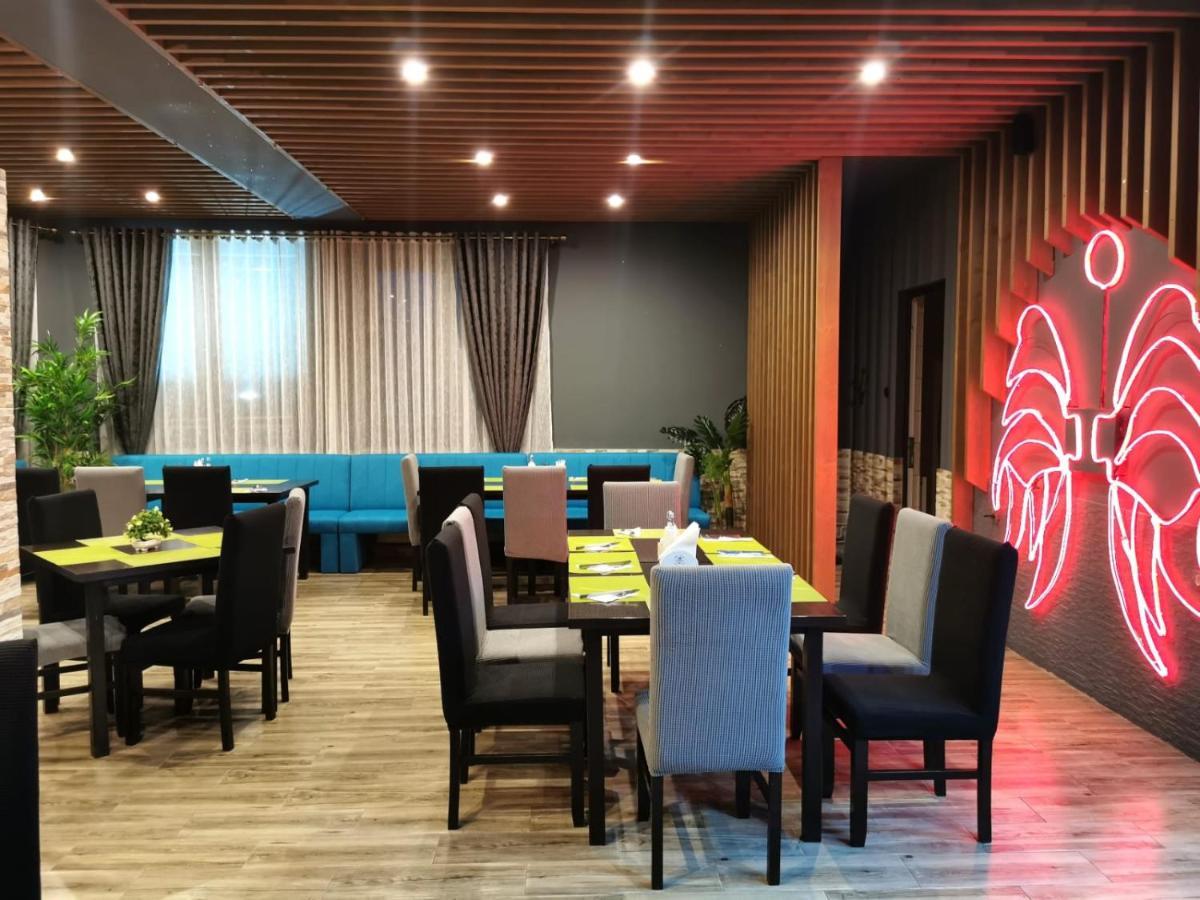 Casa Burduhos Hotel Campulung Moldovenesc Bagian luar foto