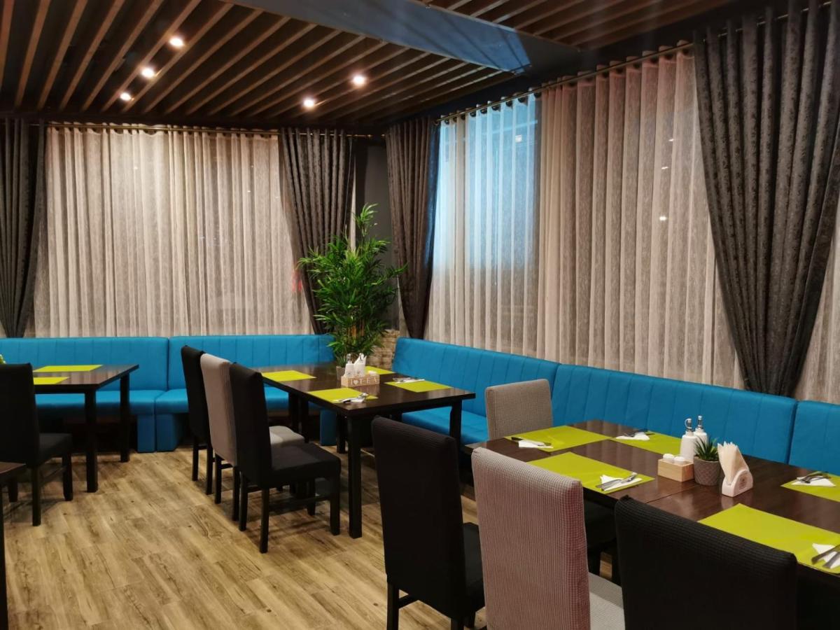 Casa Burduhos Hotel Campulung Moldovenesc Bagian luar foto