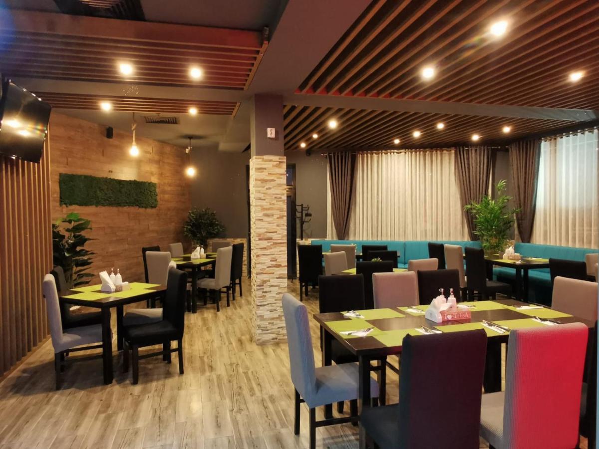 Casa Burduhos Hotel Campulung Moldovenesc Bagian luar foto