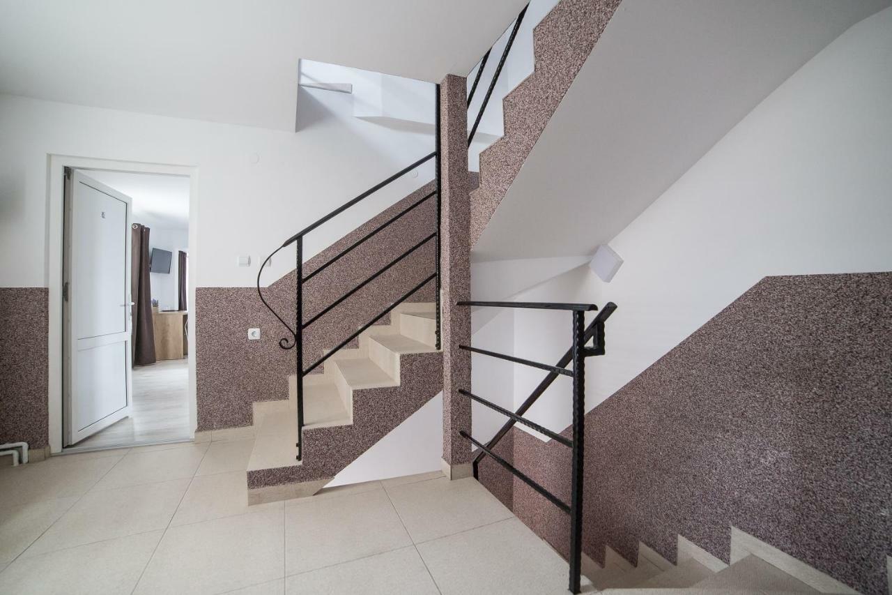 Casa Burduhos Hotel Campulung Moldovenesc Bagian luar foto